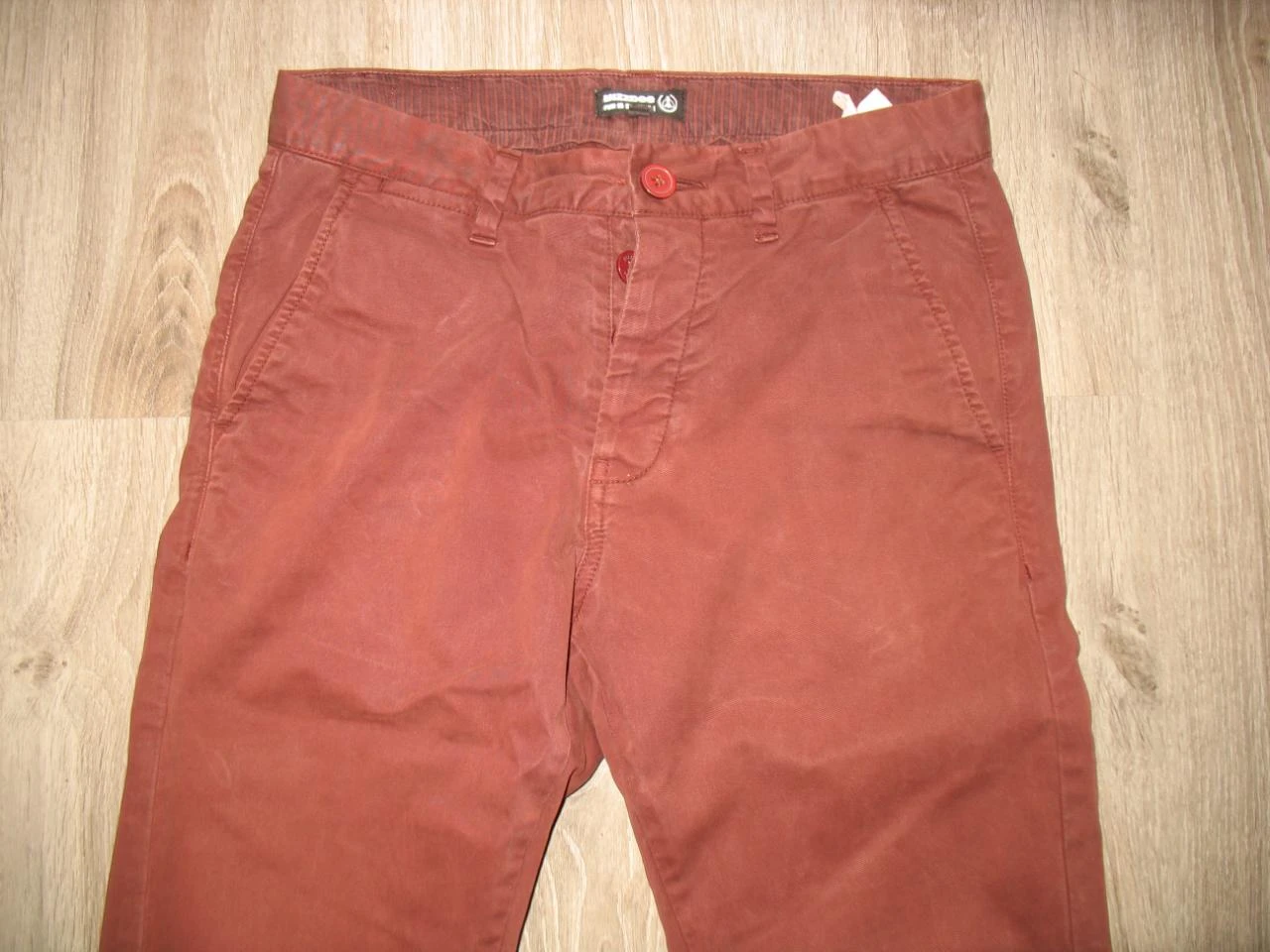 CALÇA SLIM BORDEAUX - BIZZBEE - TAMANHO 34 - n°01 – photo 3